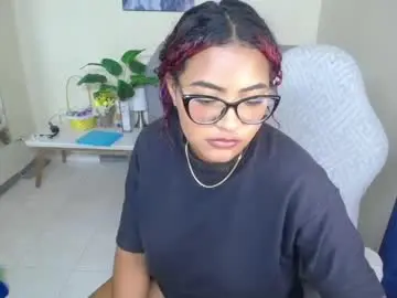 Tyna_brown  live sex cam