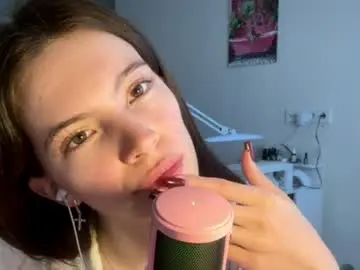 Anytka12  live sex cam