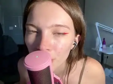Anytka12  live sex cam
