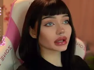 Babyroxynill  live sex cam