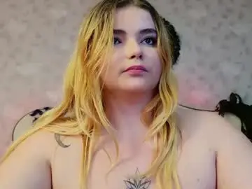 Curvyally  live sex cam