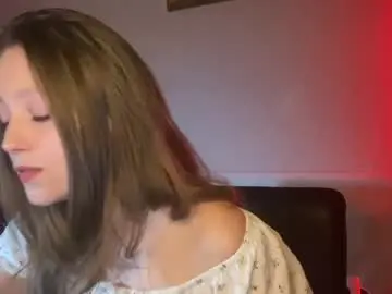 Lunafeather  live sex cam