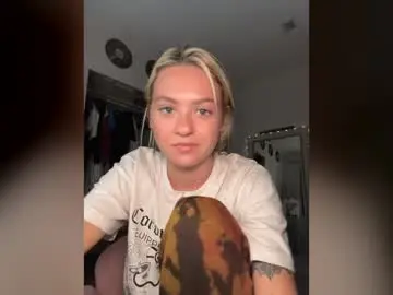 Peachesncreampiezz  live sex cam