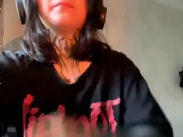 Freyablow  live sex cam
