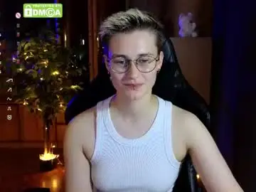 Joan_night  live sex cam
