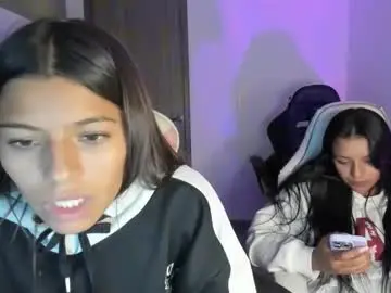 Kimmi_foxy  live sex cam