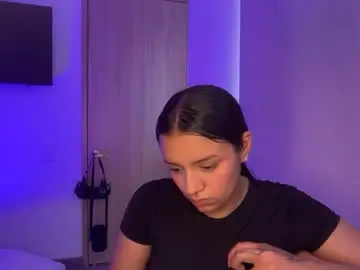 Kimmi_foxy  live sex cam