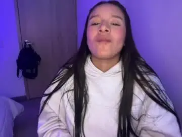 Kimmi_foxy  live sex cam