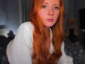 Klementinagirl  live sex cam