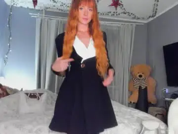 Klementinagirl  live sex cam