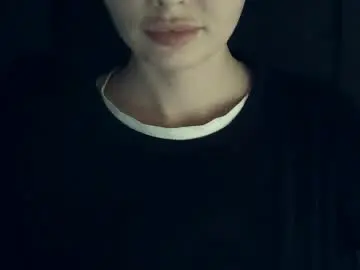 Kyleesilkk  live sex cam