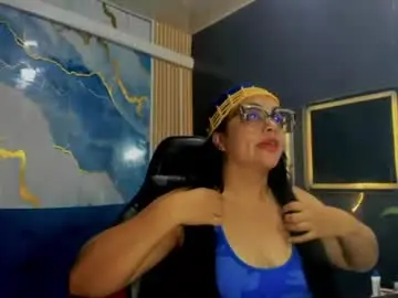 Megan_glenda  live sex cam