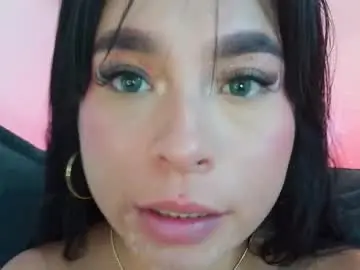 Mia_roux1  live sex cam