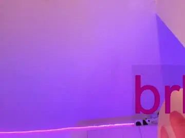 Sweet1milk  live sex cam