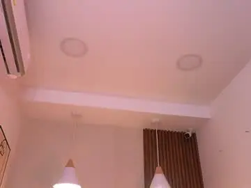 Cherry_vixen_  live sex cam