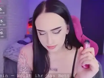 Darineco  live sex cam