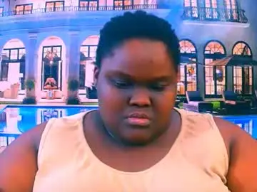 Ebonyhotbuns4u2luv  live sex cam