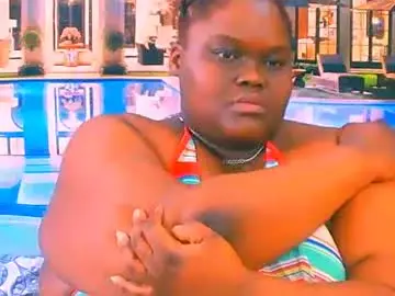 Ebonyhotbuns4u2luv  live sex cam