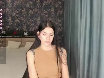 Ev_aaa  live sex cam