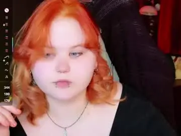 Fillisfire  live sex cam