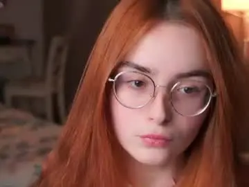 Gummymilla  live sex cam