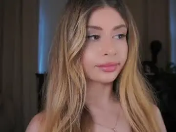 Holayoula  live sex cam