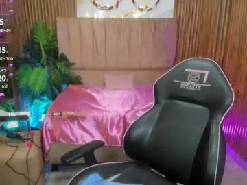 Juanita_tay  live sex cam