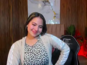 Juanita_tay  live sex cam