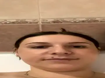 Kiraa_kisss  live sex cam