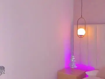 Kosmic_21  live sex cam