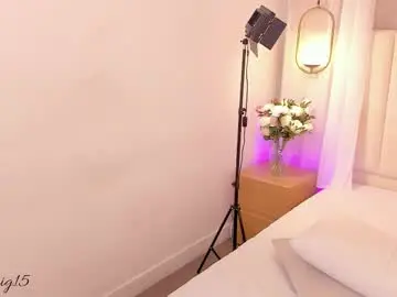 Kosmic_21  live sex cam