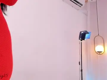 Kosmic_21  live sex cam