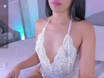 Kosmic_21  live sex cam
