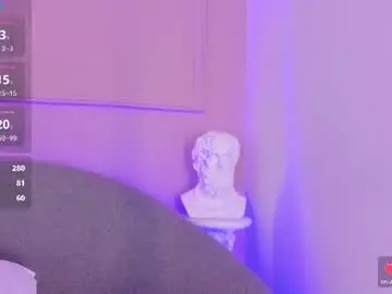 Kosmic_21  live sex cam