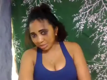 Leatianaa  live sex cam
