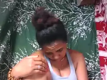 Leatianaa  live sex cam