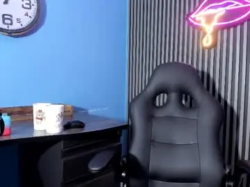 Lili_skye  live sex cam