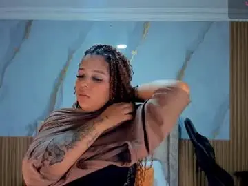 Mia_18v  live sex cam