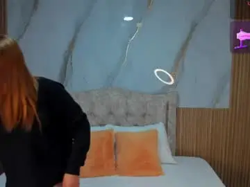 Mia_18v  live sex cam