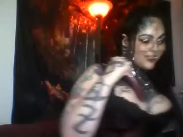 Nyxvelon  live sex cam