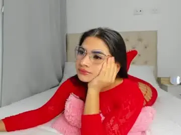 Sara_fernandezz  live sex cam