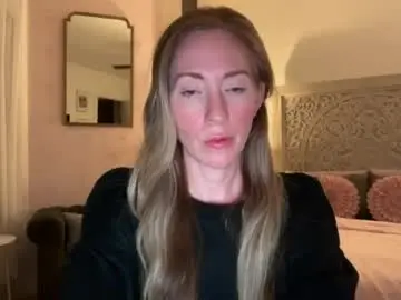 Sarahgiroux86  live sex cam