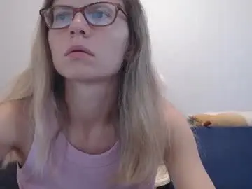 Shy_moony  live sex cam
