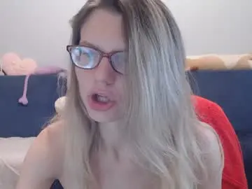 Shy_moony  live sex cam