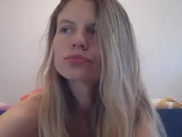 Shy_moony  live sex cam