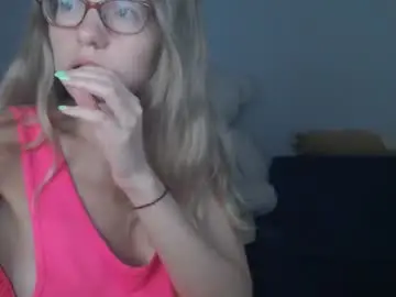 Shy_moony  live sex cam