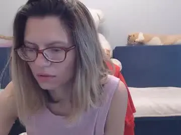 Shy_moony  live sex cam