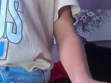 Venus__miller  live sex cam