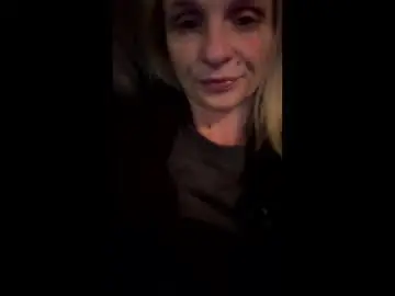 Aimzz2pleaseee  live sex cam