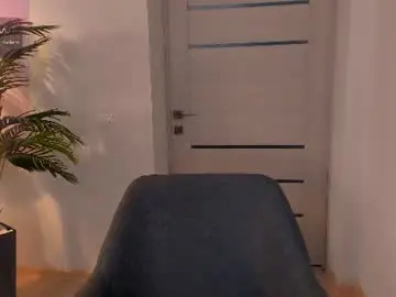 Azalea_low  live sex cam